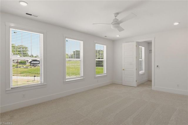 4610 Yokley Farm Road 1032, Winston-salem, NC 27107