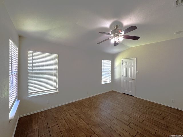 9735 KEENELAND RUN, San Antonio, TX 78254