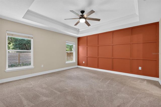 74 N OAK AVENUE, Umatilla, FL 32784