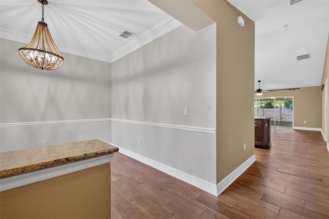 74 N OAK AVENUE, Umatilla, FL 32784