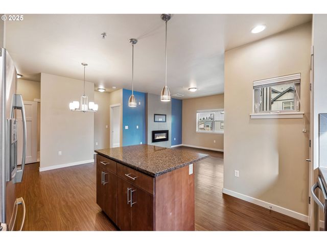 13915 Sw MERIDIAN St 307, Beaverton, OR 97005