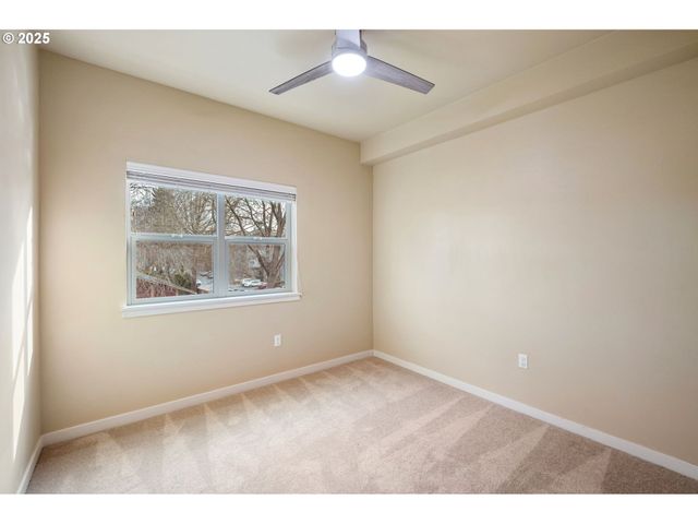 13915 Sw MERIDIAN St 307, Beaverton, OR 97005