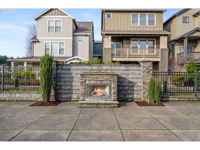 13915 Sw MERIDIAN St 307, Beaverton, OR 97005