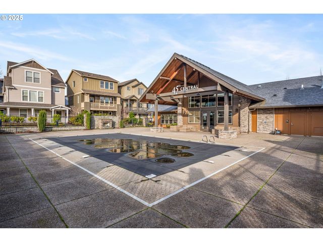 13915 Sw MERIDIAN St 307, Beaverton, OR 97005