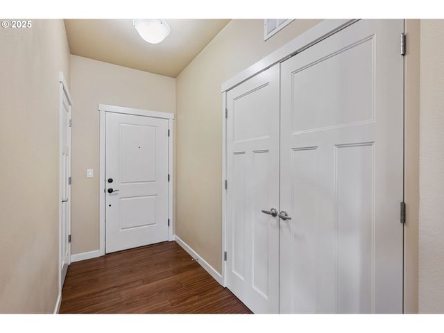 13915 Sw MERIDIAN St 307, Beaverton, OR 97005
