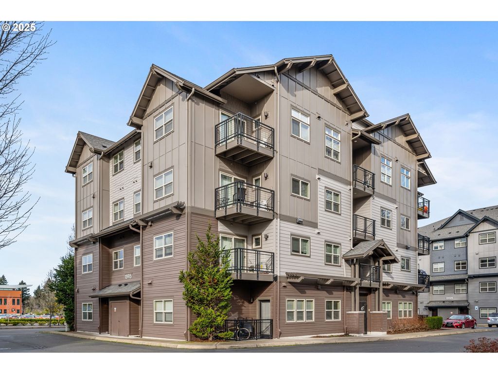13915 Sw MERIDIAN St 307, Beaverton, OR 97005