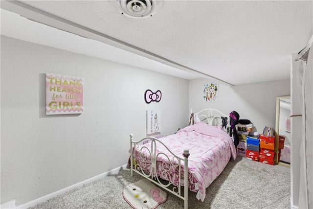 526 S Hardy Avenue, Independence, MO 64053