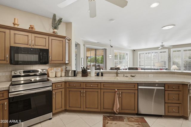 19888 N CRIMSON RIDGE Way, Surprise, AZ 85374