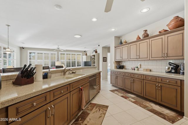 19888 N CRIMSON RIDGE Way, Surprise, AZ 85374