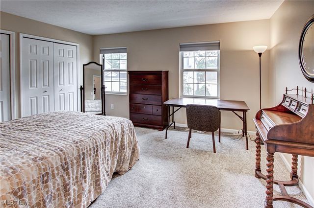 34675 Oak Tree Drive, Willoughby, OH 44094