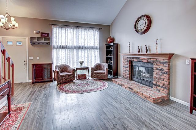 34675 Oak Tree Drive, Willoughby, OH 44094