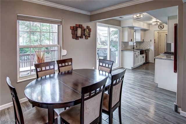 34675 Oak Tree Drive, Willoughby, OH 44094