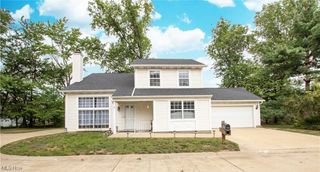 34675 Oak Tree Drive, Willoughby, OH 44094