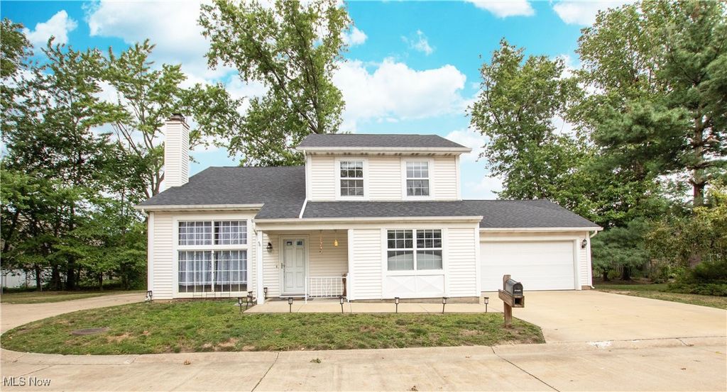 34675 Oak Tree Drive, Willoughby, OH 44094