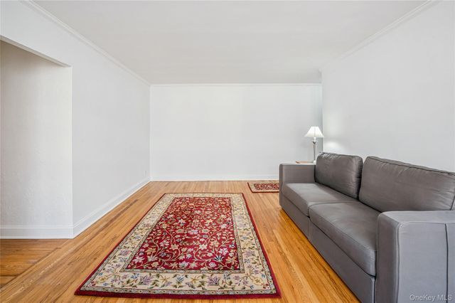 781 Palmer Road 4D, Bronxville, NY 10708