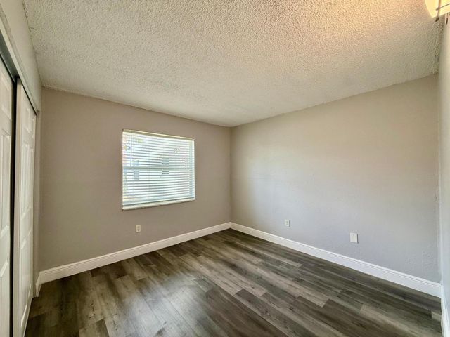 726 SW 81st Avenue 14a, North Lauderdale, FL 33068