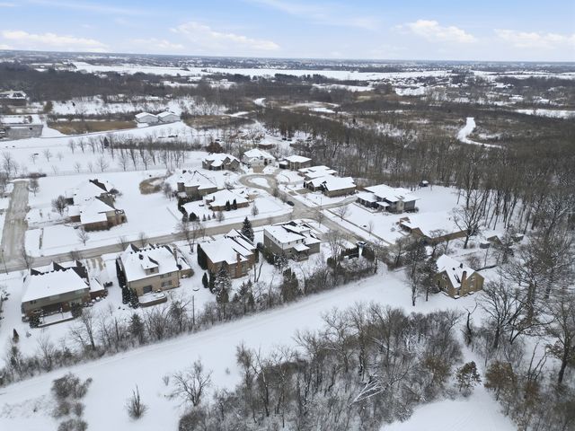 15966 S Crystal Creek Drive, Homer Glen, IL 60491