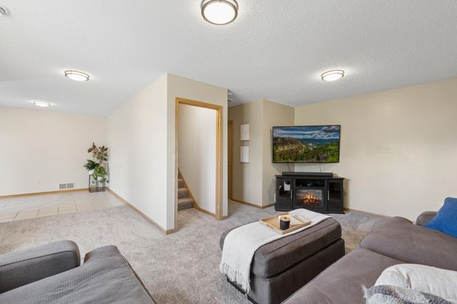 112 Addison Way, Big Lake, MN 55309