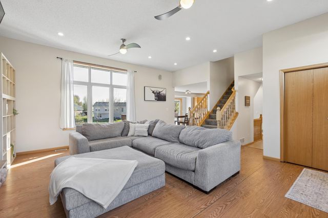 112 Addison Way, Big Lake, MN 55309