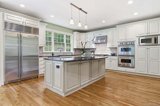77 Old Stone Hill Road, Pound Ridge, NY 10576