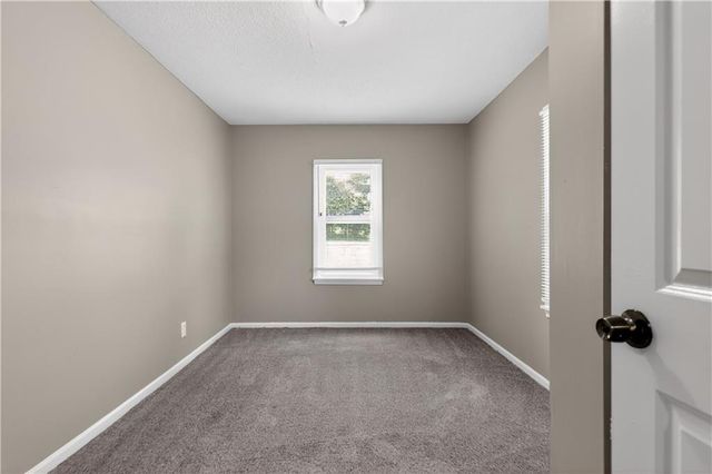 816 S Logan Avenue, Independence, MO 64050