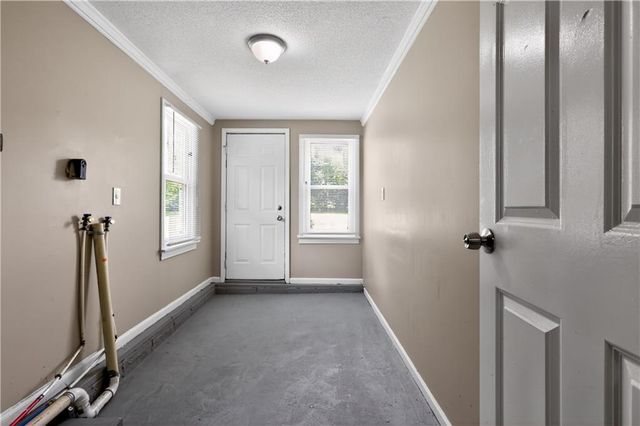 816 S Logan Avenue, Independence, MO 64050