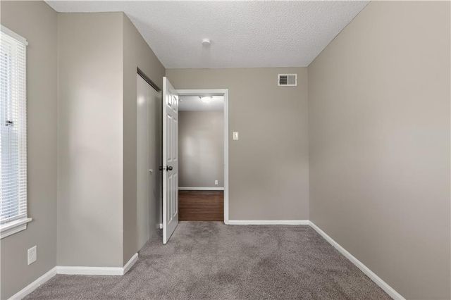816 S Logan Avenue, Independence, MO 64050