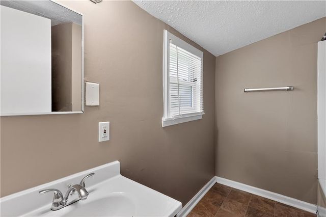 816 S Logan Avenue, Independence, MO 64050