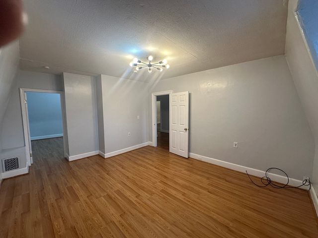 78 Dix 3, Boston, MA 02122