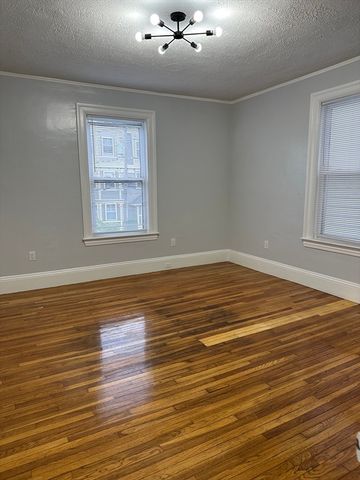 78 Dix 3, Boston, MA 02122