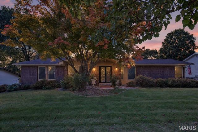 12834 Branchmont Court, St Louis, MO 63146