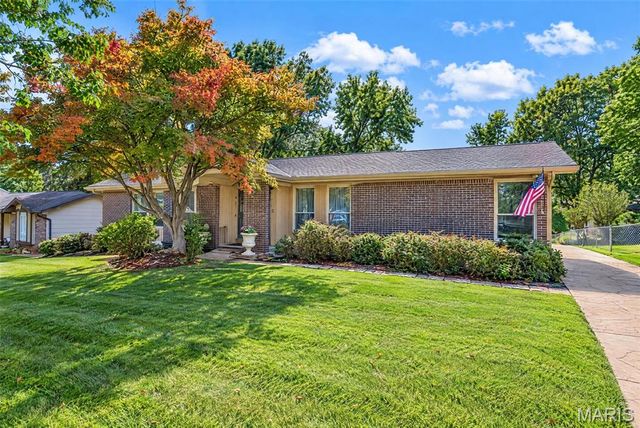 12834 Branchmont Court, St Louis, MO 63146