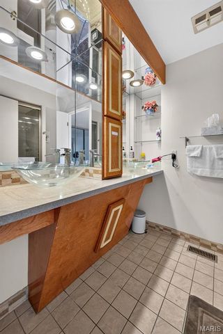 12834 Branchmont Court, St Louis, MO 63146