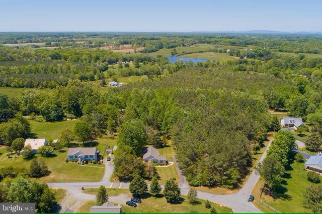 95 N BLUEWATER BLVD, Mineral, VA 23117
