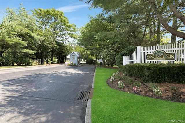 42 Oyster Cove Lane, Blue Point, NY 11715