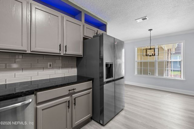1825 WILLESDON Drive W, Jacksonville, FL 32246