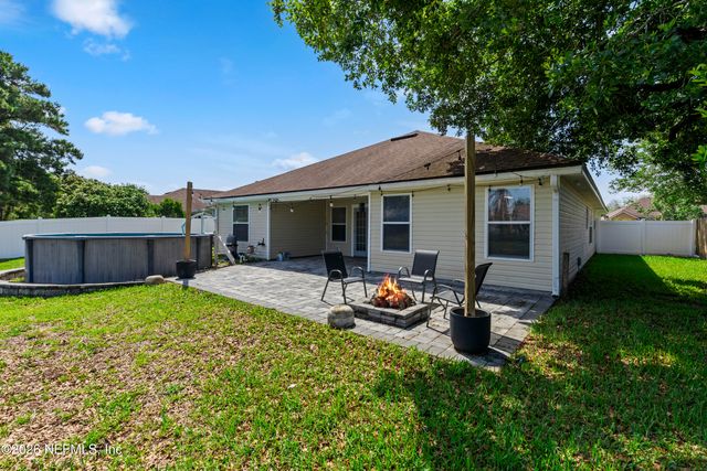 1825 WILLESDON Drive W, Jacksonville, FL 32246