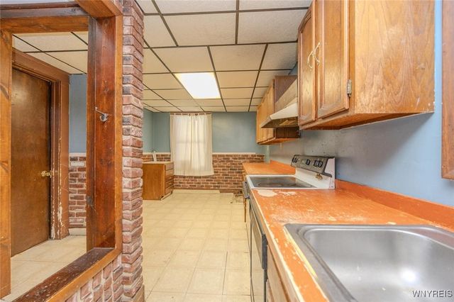 825 15th Street, Niagara Falls, NY 14301