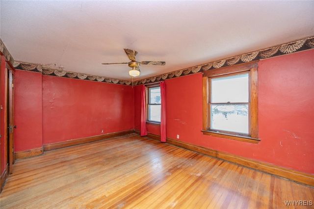 825 15th Street, Niagara Falls, NY 14301