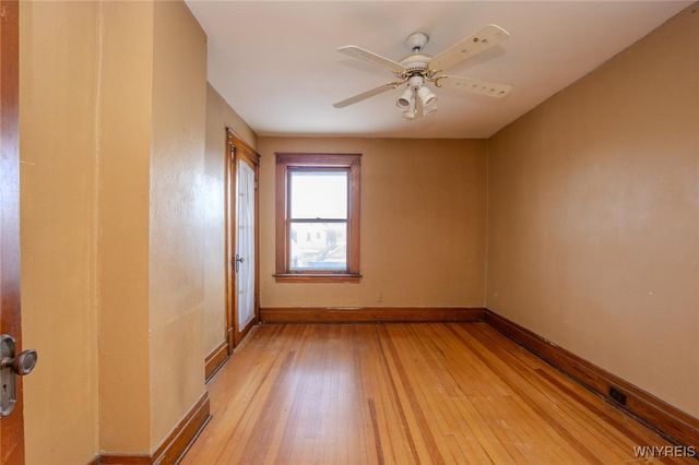 825 15th Street, Niagara Falls, NY 14301