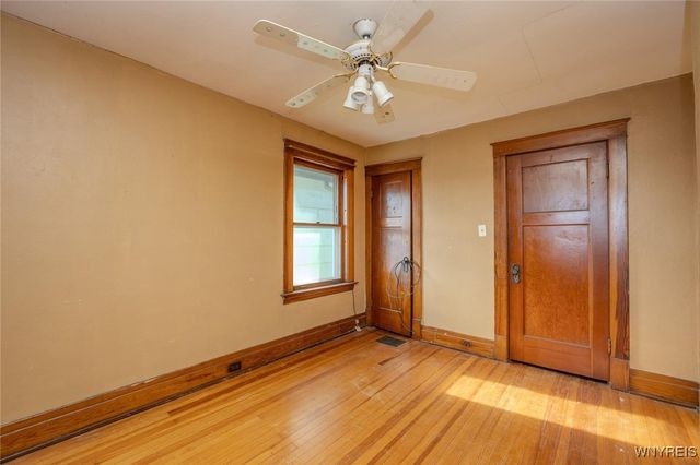 825 15th Street, Niagara Falls, NY 14301