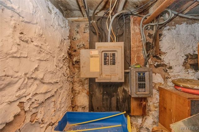 825 15th Street, Niagara Falls, NY 14301