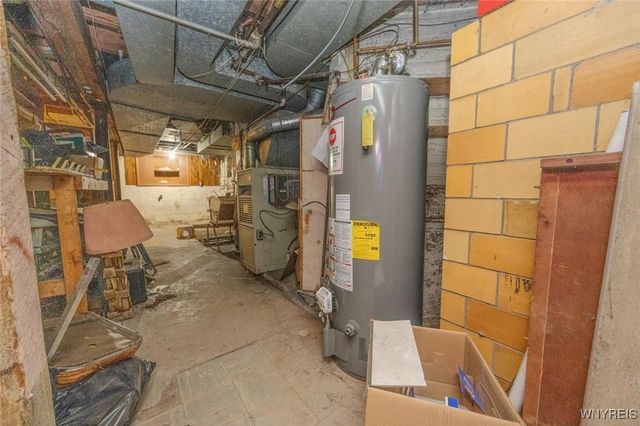 825 15th Street, Niagara Falls, NY 14301