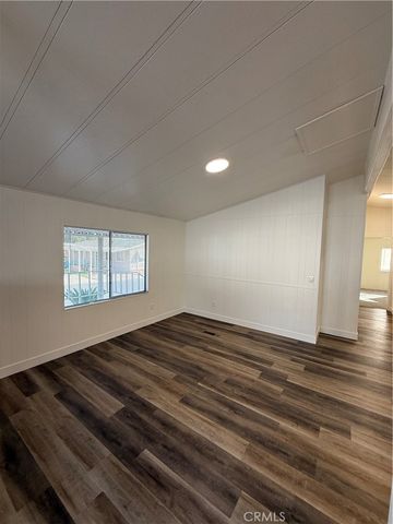 2598 Ayala Drive 27, Rialto, CA 92376