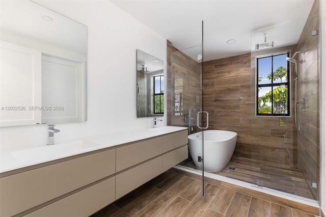 7496 SW 100th St, Pinecrest, FL 33156