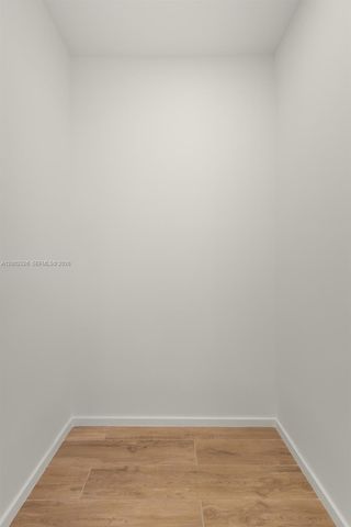 7496 SW 100th St, Pinecrest, FL 33156