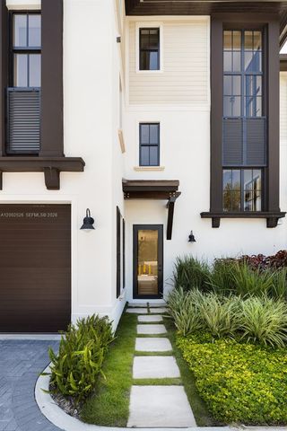 7496 SW 100th St, Pinecrest, FL 33156