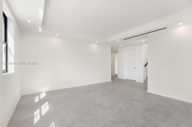 7496 SW 100th St, Pinecrest, FL 33156