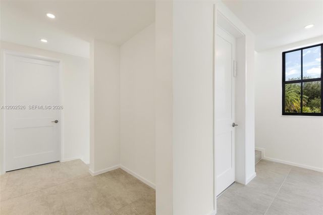 7496 SW 100th St, Pinecrest, FL 33156