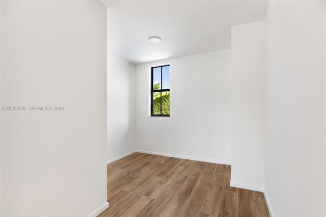 7496 SW 100th St, Pinecrest, FL 33156